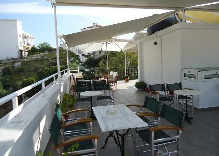 Margarita 스키아토스 타운