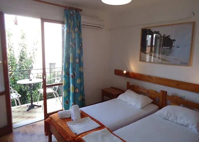 Margarita 스키아토스 타운