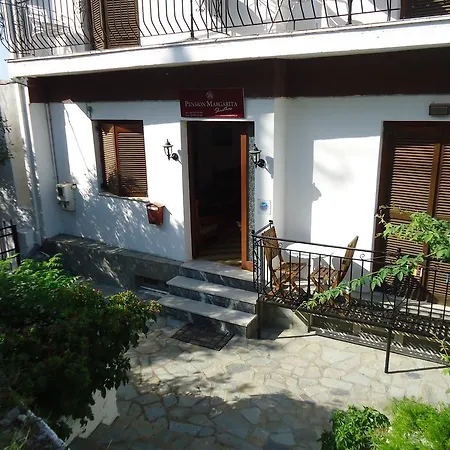 Margarita Πανσιόν Σκιάθος Πόλη